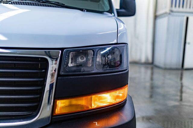 2021 GMC Savana 2500 Cargo Van BCam Red Deer AB