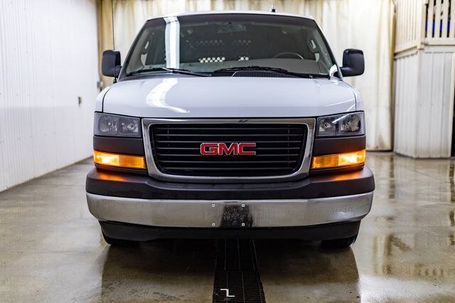 2021 GMC Savana 2500 Cargo Van BCam Red Deer AB