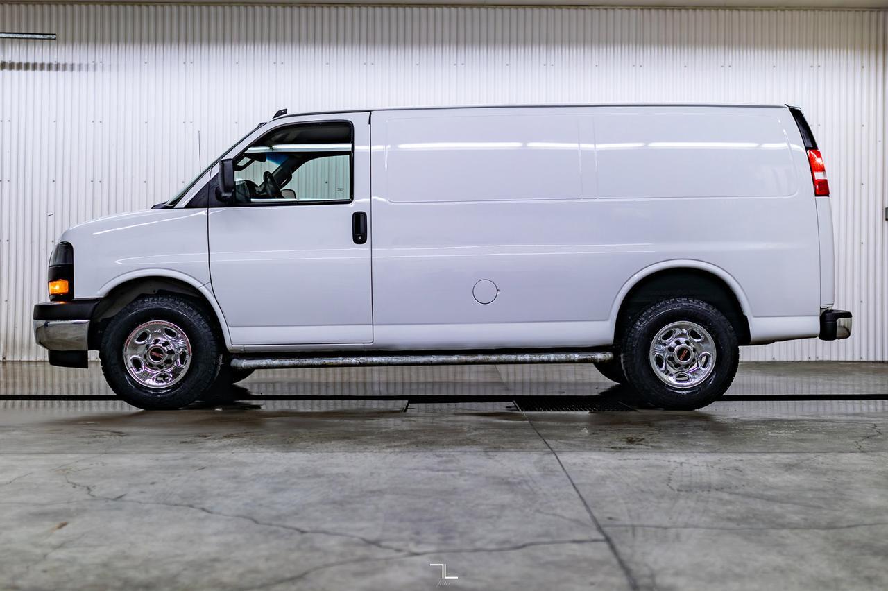 2021 GMC Savana 2500 Cargo Van BCam Red Deer AB