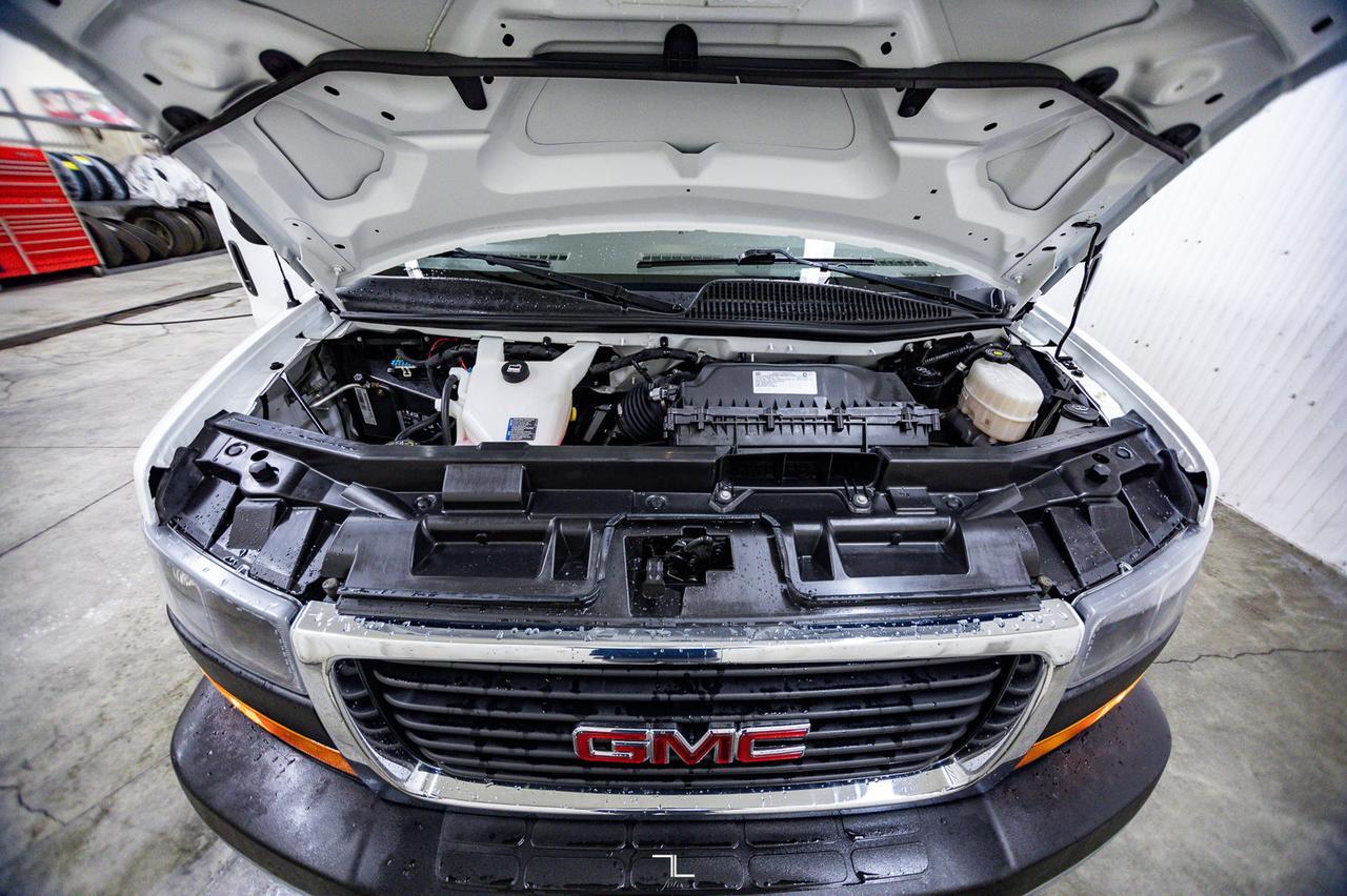 2021 GMC Savana 2500 Cargo Van BCam Red Deer AB