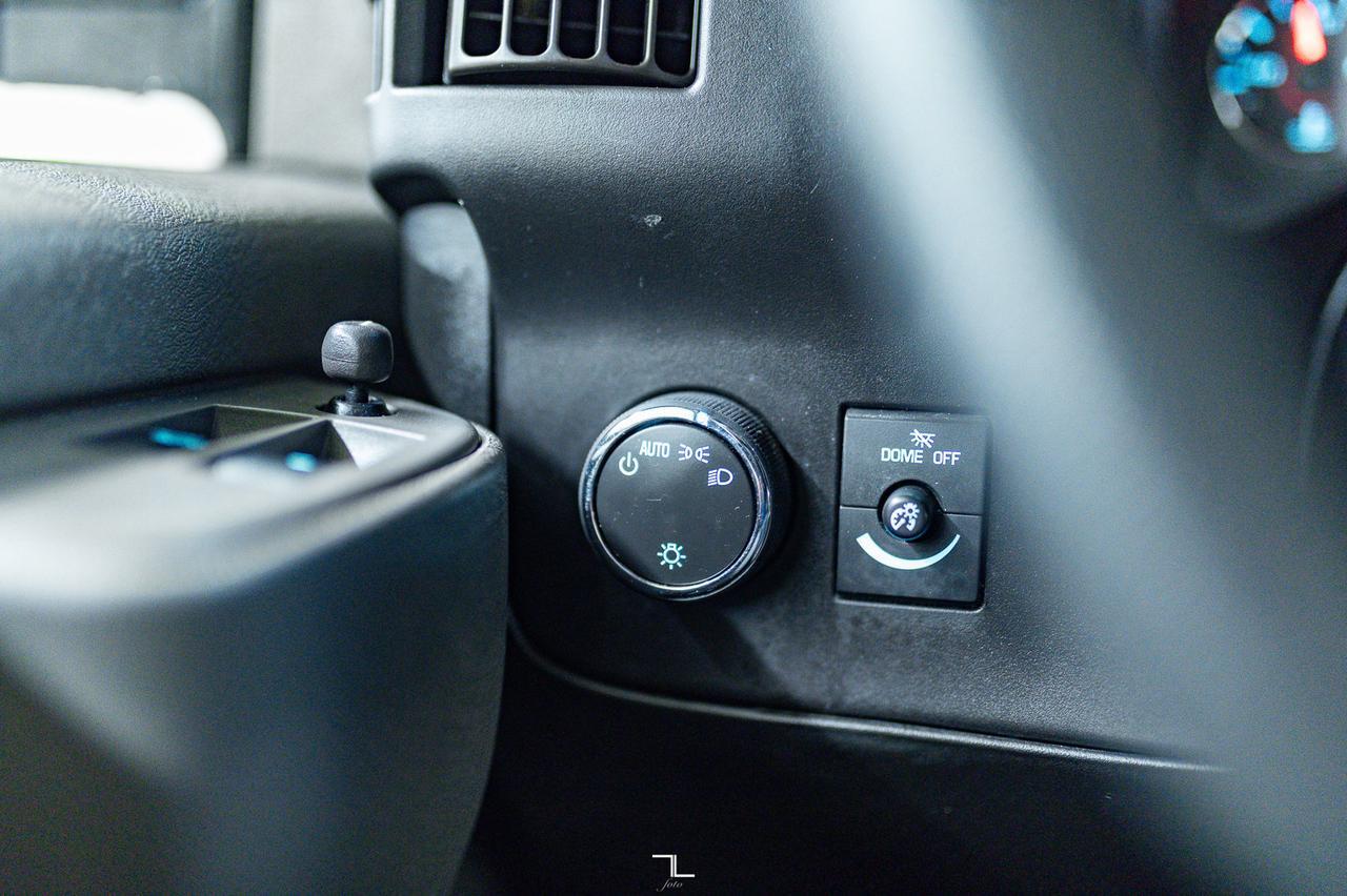 2021 GMC Savana 2500 Cargo Van BCam Red Deer AB