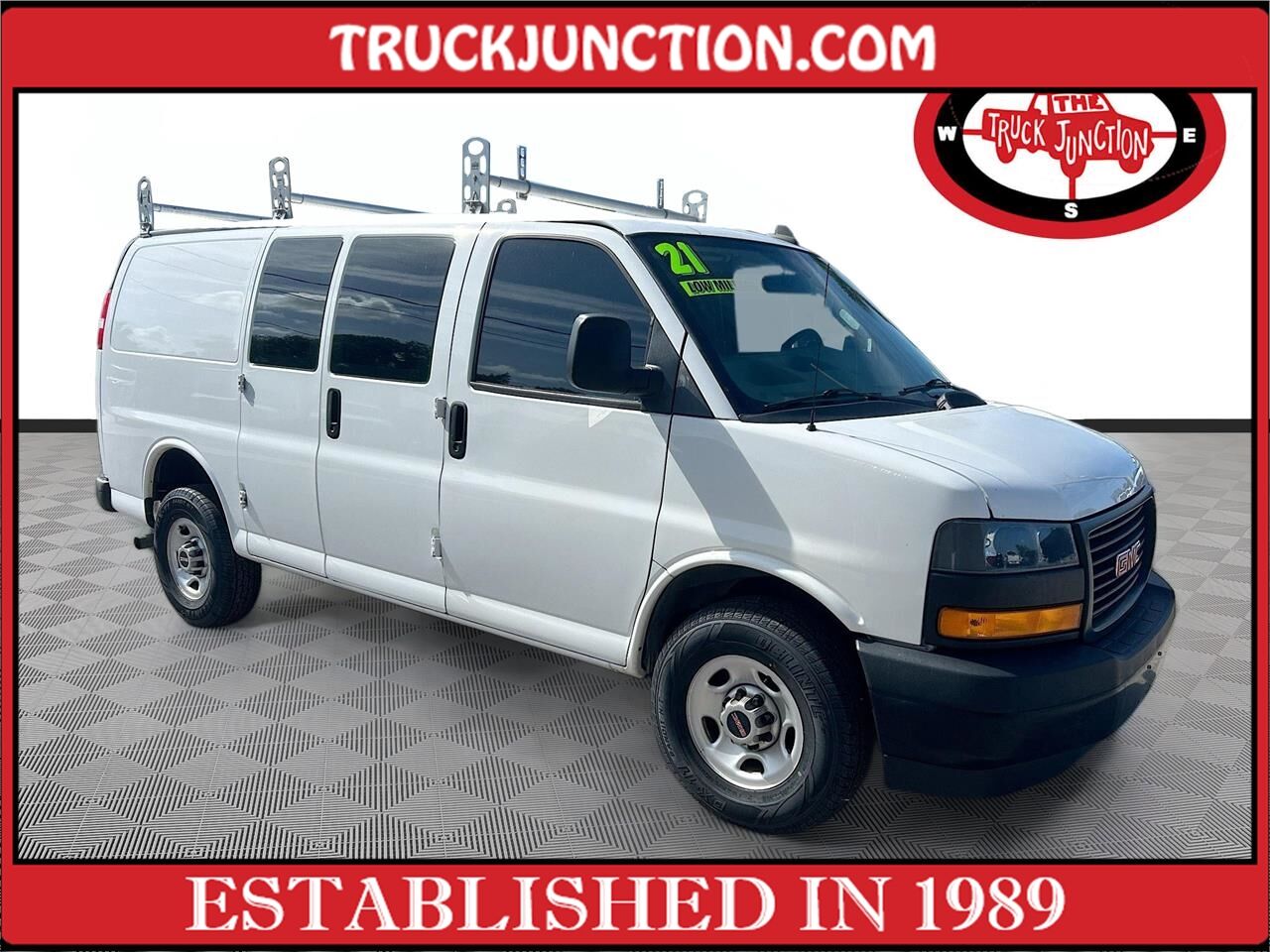 2021 GMC Savana Cargo Van RWD 2500