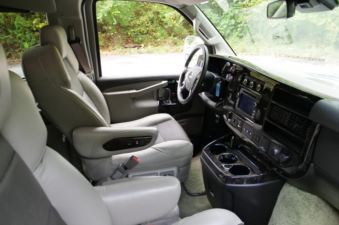 2021 GMC Savana Explorer Conversion Van / Limited SE / Loaded With Options! Lincolnton NC