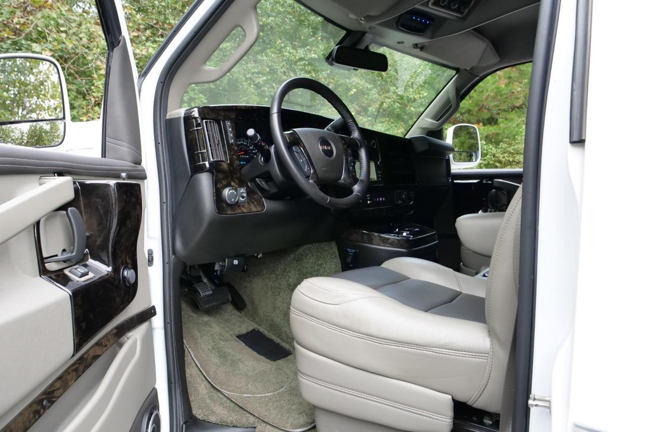 2021 GMC Savana Explorer Conversion Van / Limited SE / Loaded With Options! Lincolnton NC