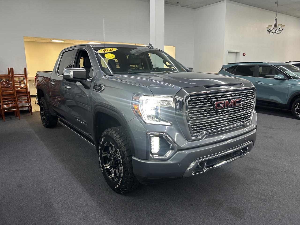 2021 GMC Sierra 1500 4WD Crew Cab 147&quot; Denali