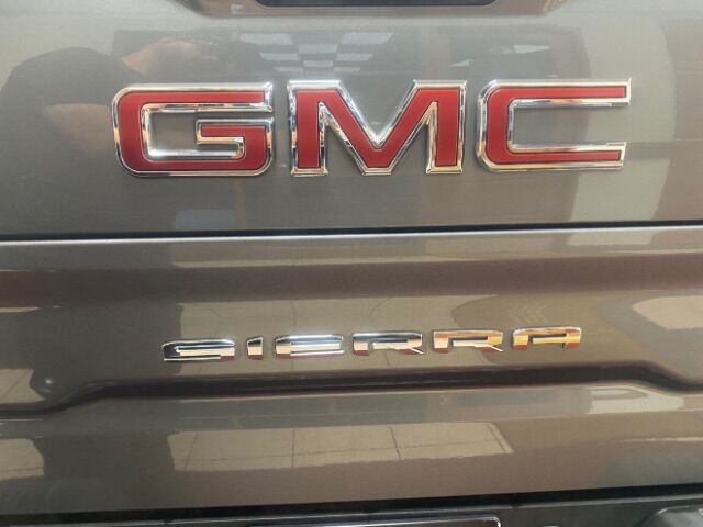 2021 GMC Sierra 1500 4WD Crew Cab Short Box AT4 Charlotte NC