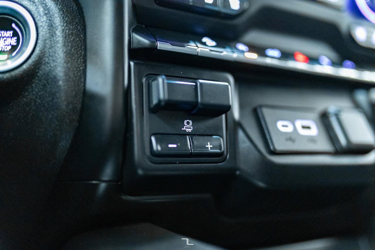 2021 GMC Sierra 1500 4x4 Crew Cab AT4 Diesel Leather Nav BCam Red Deer AB