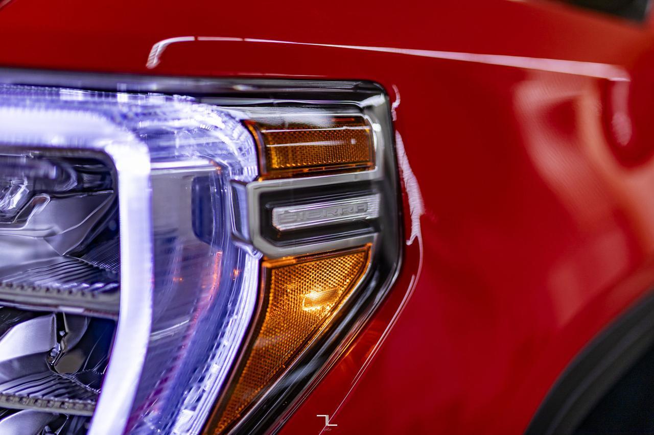 2021 GMC Sierra 1500 4x4 Crew Cab AT4 Leather Roof Nav BCam Red Deer AB