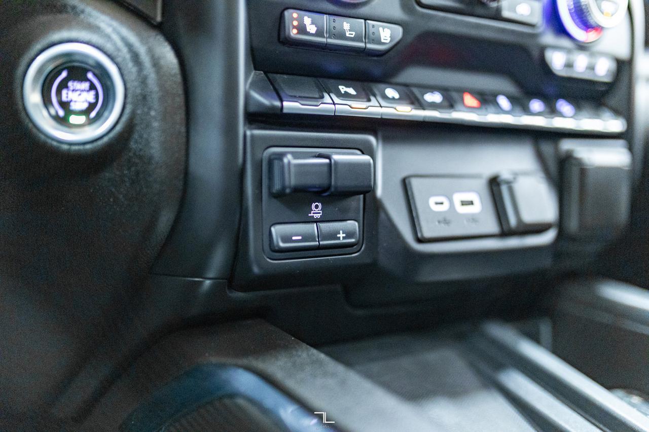 2021 GMC Sierra 1500 4x4 Crew Cab AT4 Leather Roof Nav BCam Red Deer AB