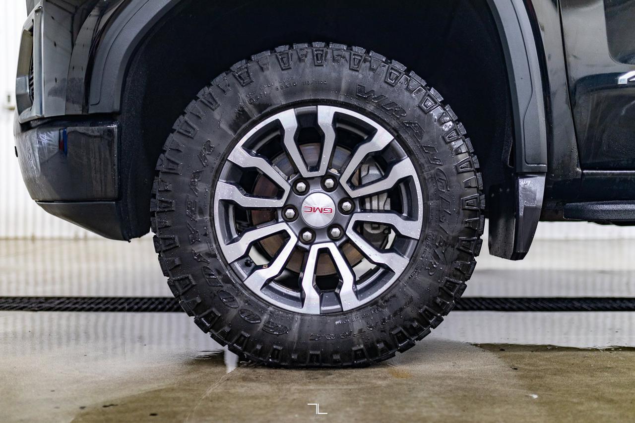 2021 GMC Sierra 1500 4x4 Crew Cab AT4 Leather Roof Nav BCam Red Deer AB