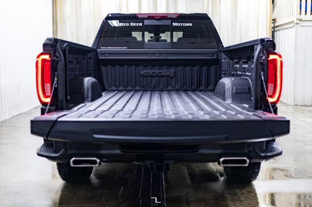 2021 GMC Sierra 1500 4x4 Crew Cab AT4 Leather Roof Nav BCam Red Deer AB