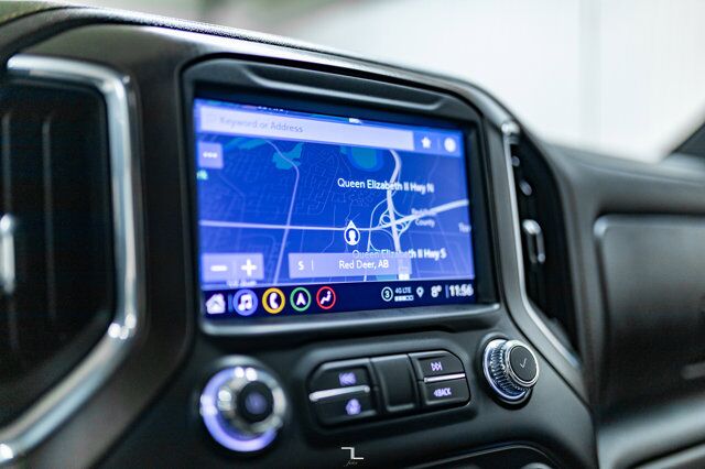 2021 GMC Sierra 1500 4x4 Crew Cab AT4 Leather Roof Nav BCam Red Deer AB