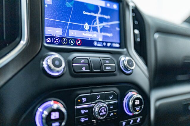 2021 GMC Sierra 1500 4x4 Crew Cab AT4 Leather Roof Nav BCam Red Deer AB