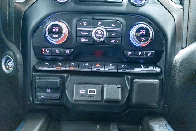 2021 GMC Sierra 1500 4x4 Crew Cab AT4 Leather Roof Nav BCam Red Deer AB