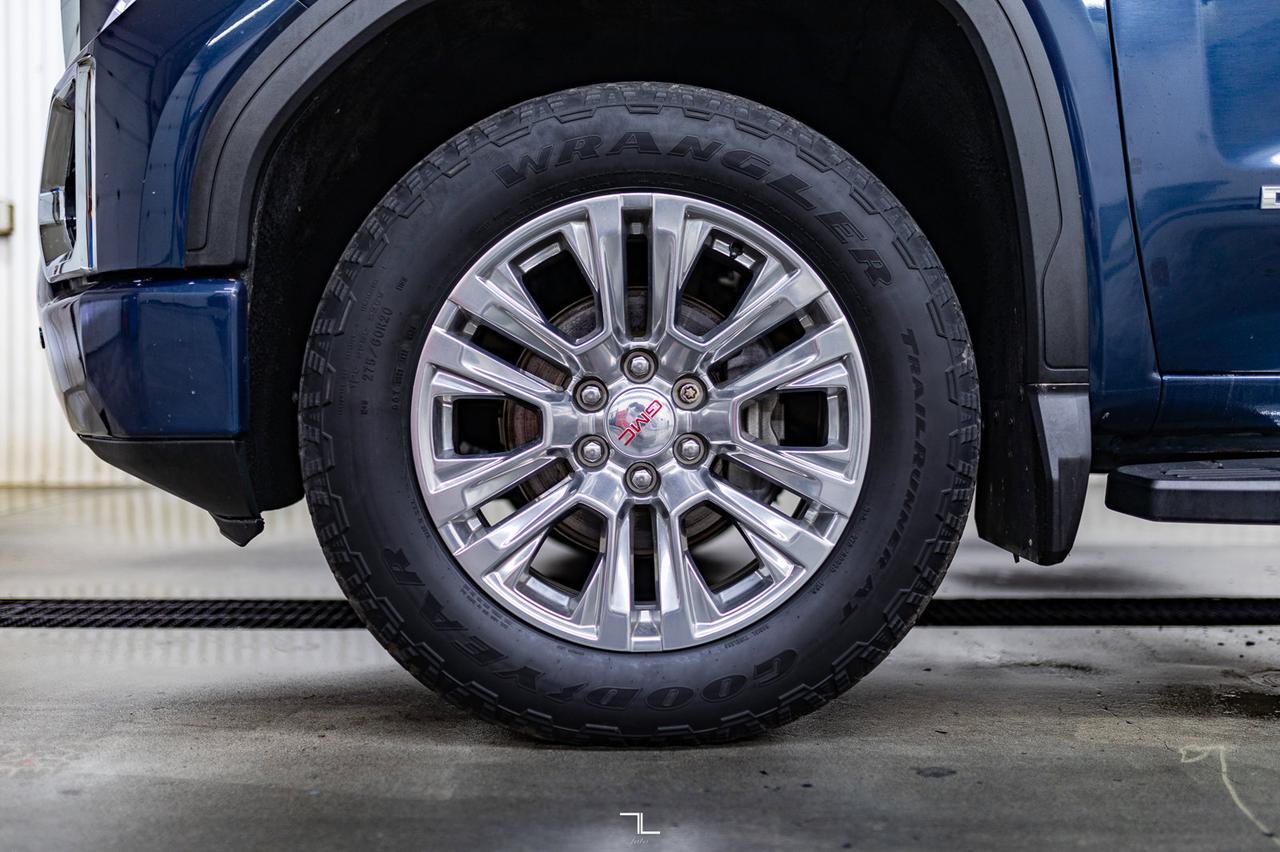 2021 GMC Sierra 1500 4x4 Crew Cab Denali Diesel Leather Nav BCam Red Deer AB