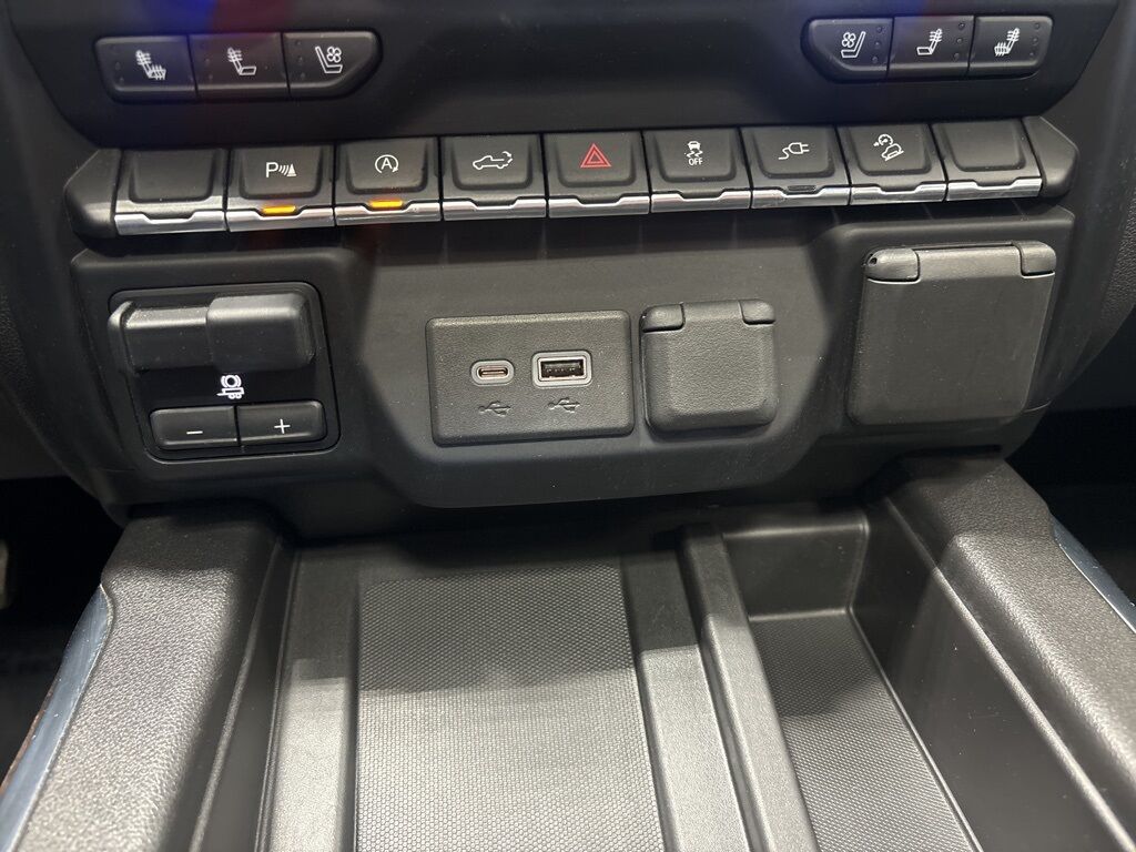 2021 GMC Sierra 1500 4x4 Crew Cab Denali Fond du Lac WI