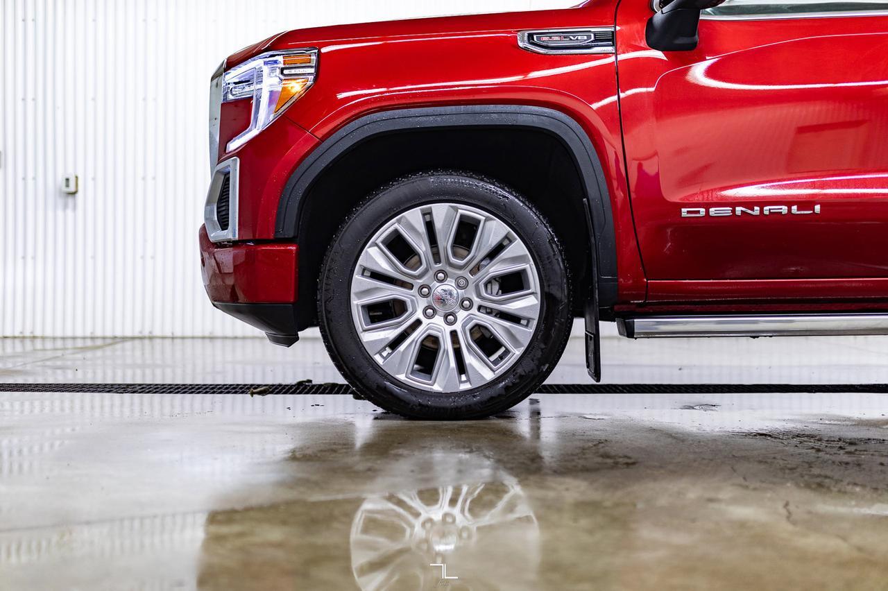 2021 GMC Sierra 1500 4x4 Crew Cab Denali Leather Roof Nav Red Deer AB