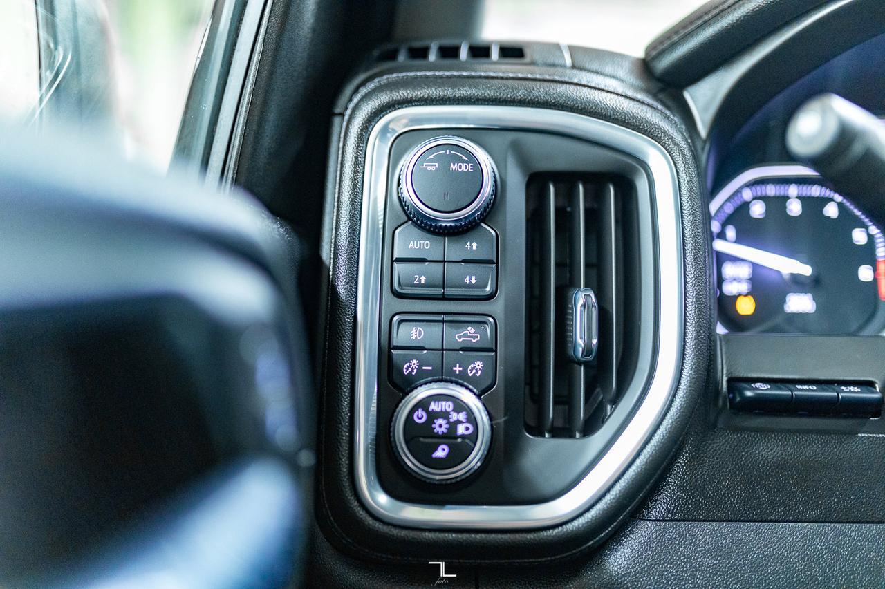 2021 GMC Sierra 1500 4x4 Crew Cab Denali Leather Roof Nav Red Deer AB