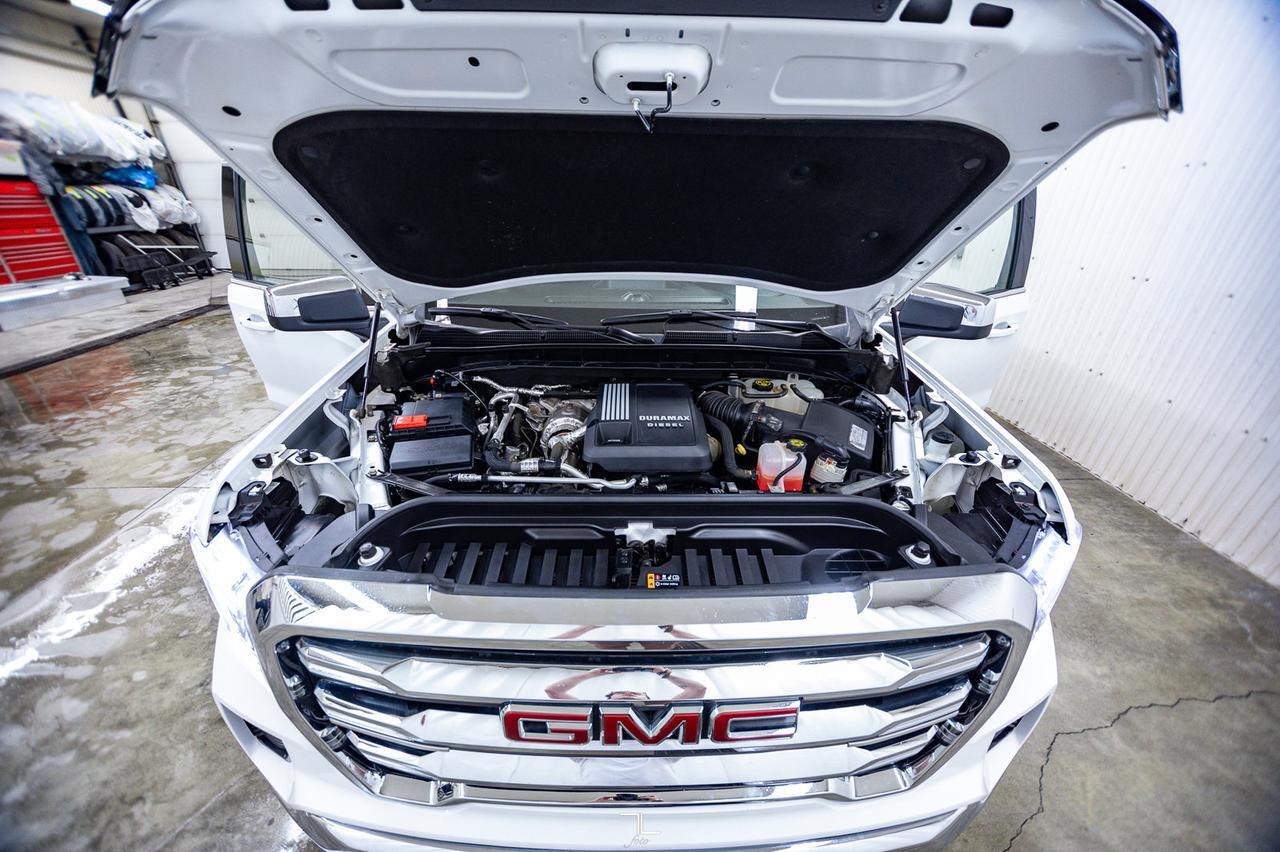 2021 GMC Sierra 1500 4x4 Crew Cab SLE Diesel PSeat BCam Red Deer AB