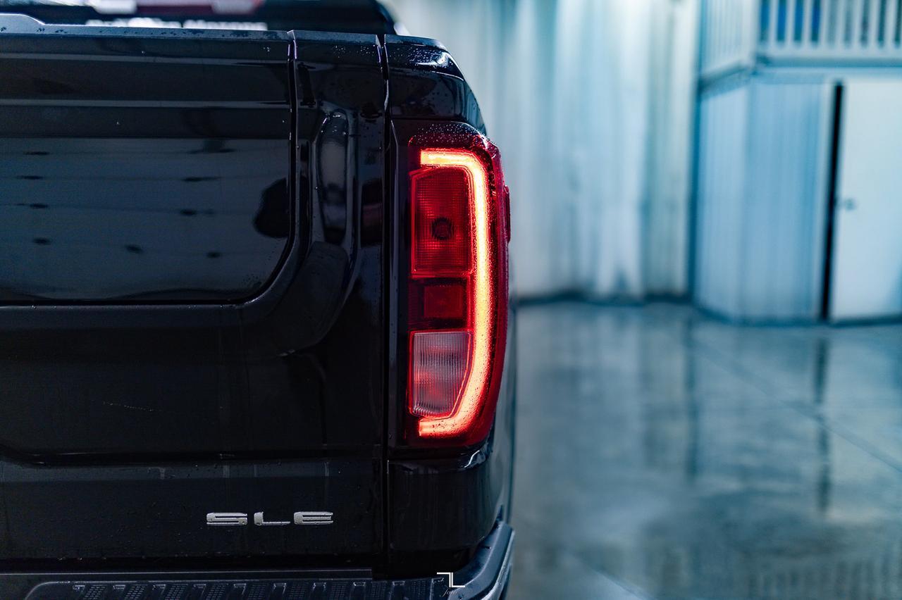 2021 GMC Sierra 1500 4x4 Crew Cab SLE X31 Pseat BCam Red Deer AB