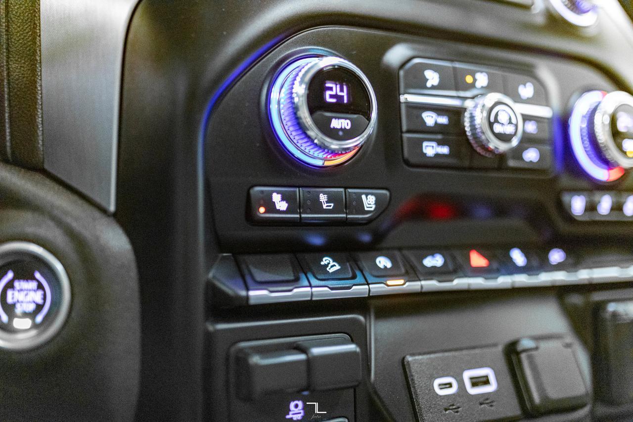 2021 GMC Sierra 1500 4x4 Crew Cab SLT X31 Diesel Leather Roof BCam Red Deer AB