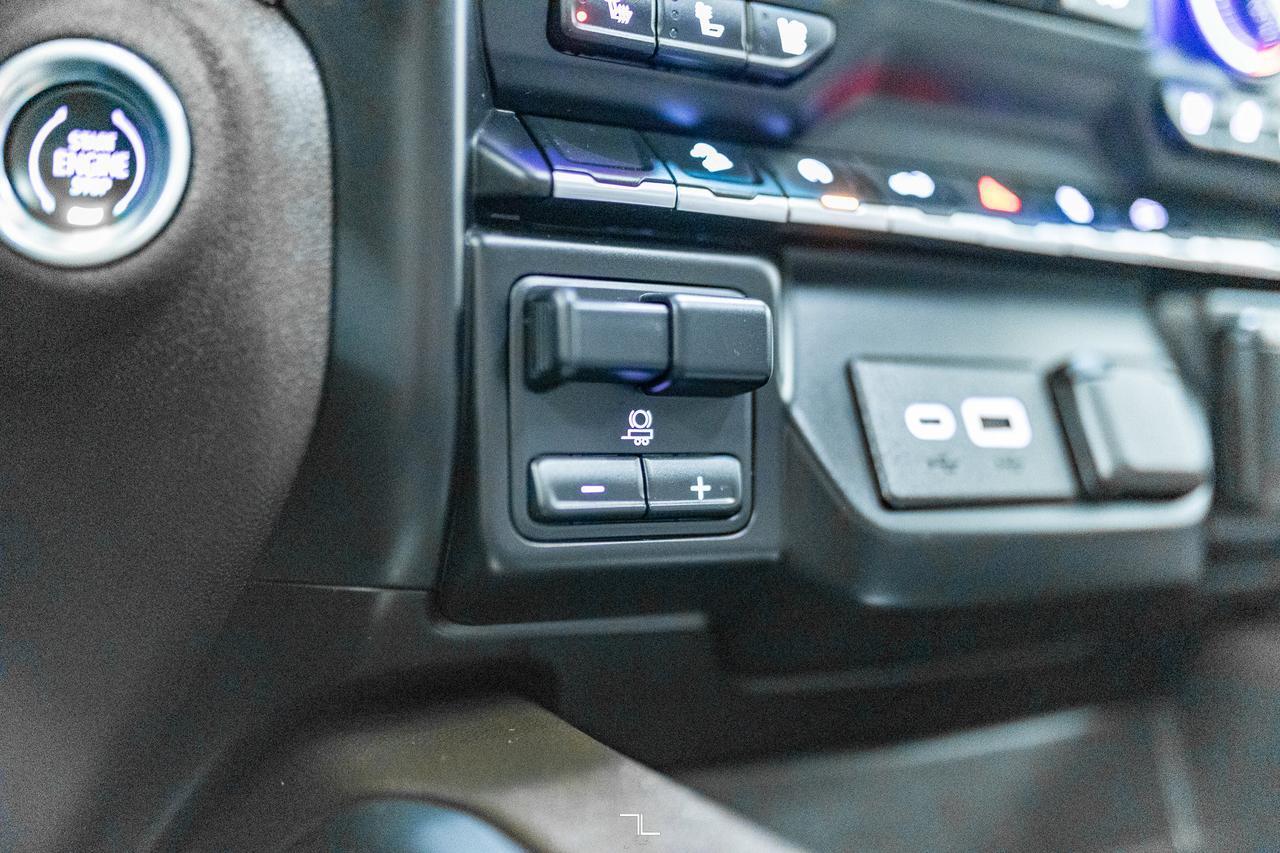 2021 GMC Sierra 1500 4x4 Crew Cab SLT X31 Diesel Leather Roof BCam Red Deer AB