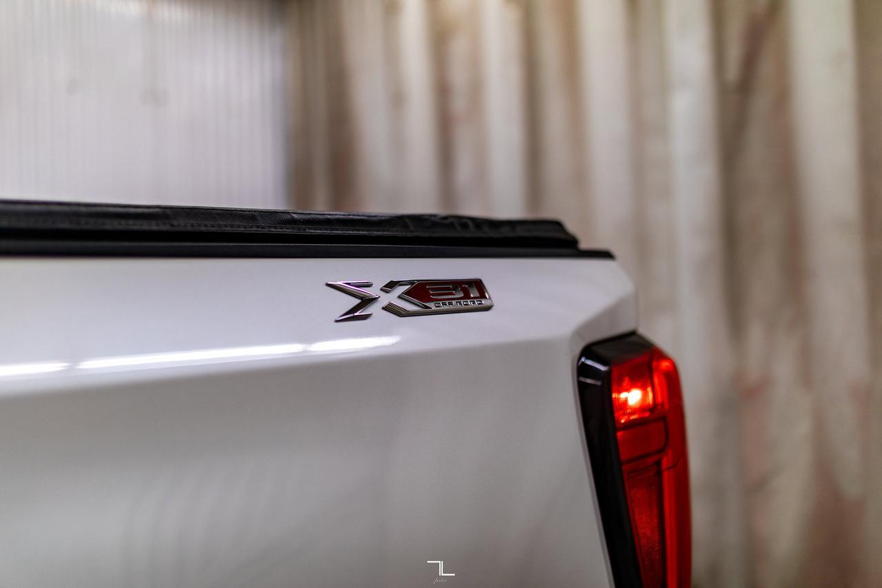 2021 GMC Sierra 1500 4x4 Crew Cab SLT X31 Diesel Leather Roof BCam Red Deer AB