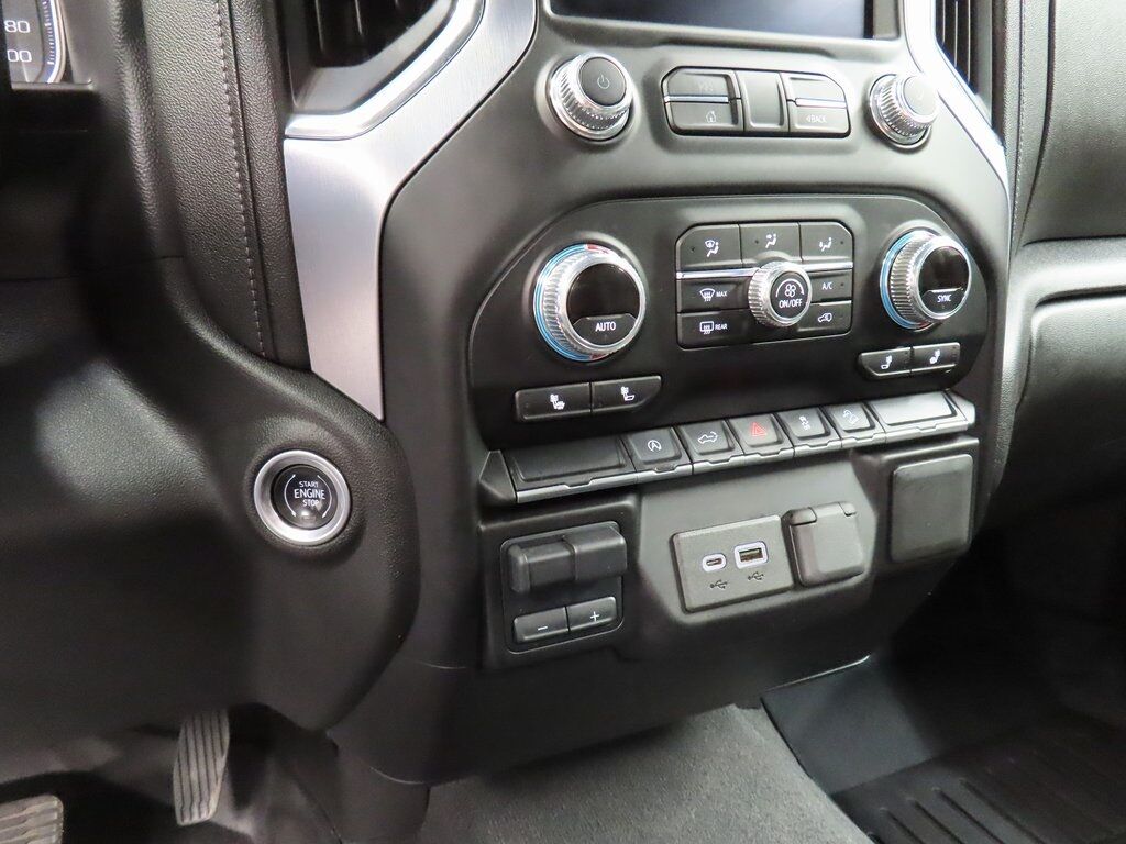 2021 GMC Sierra 1500 4x4 Double Cab SLE Fond du Lac WI