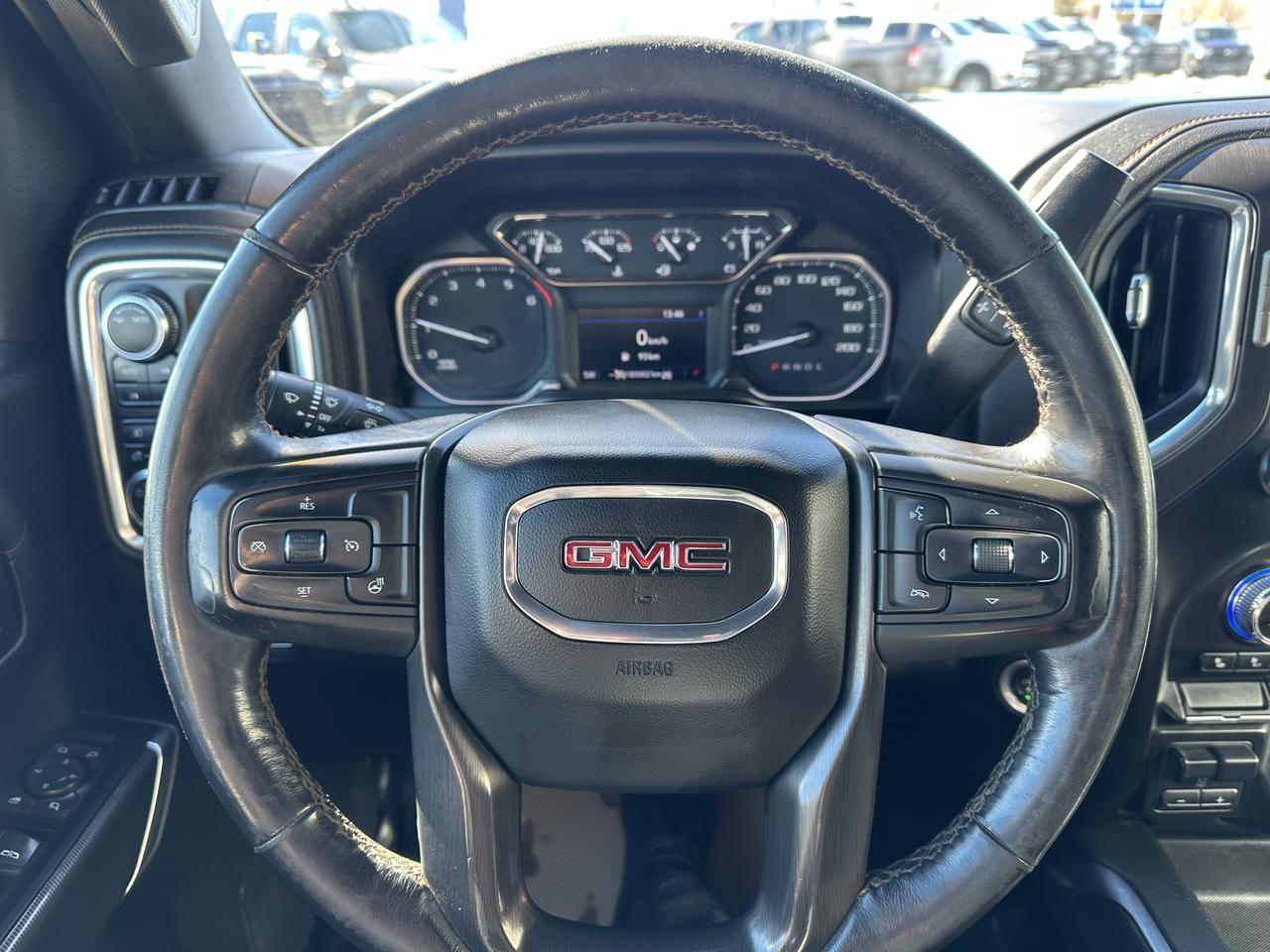 2021 GMC Sierra 1500 AT4 Crew Cab 4WD | V8 | Leather | Heated Vented Seats | MultiPro Tailgate | 2IN Factory Lift Redwater AB