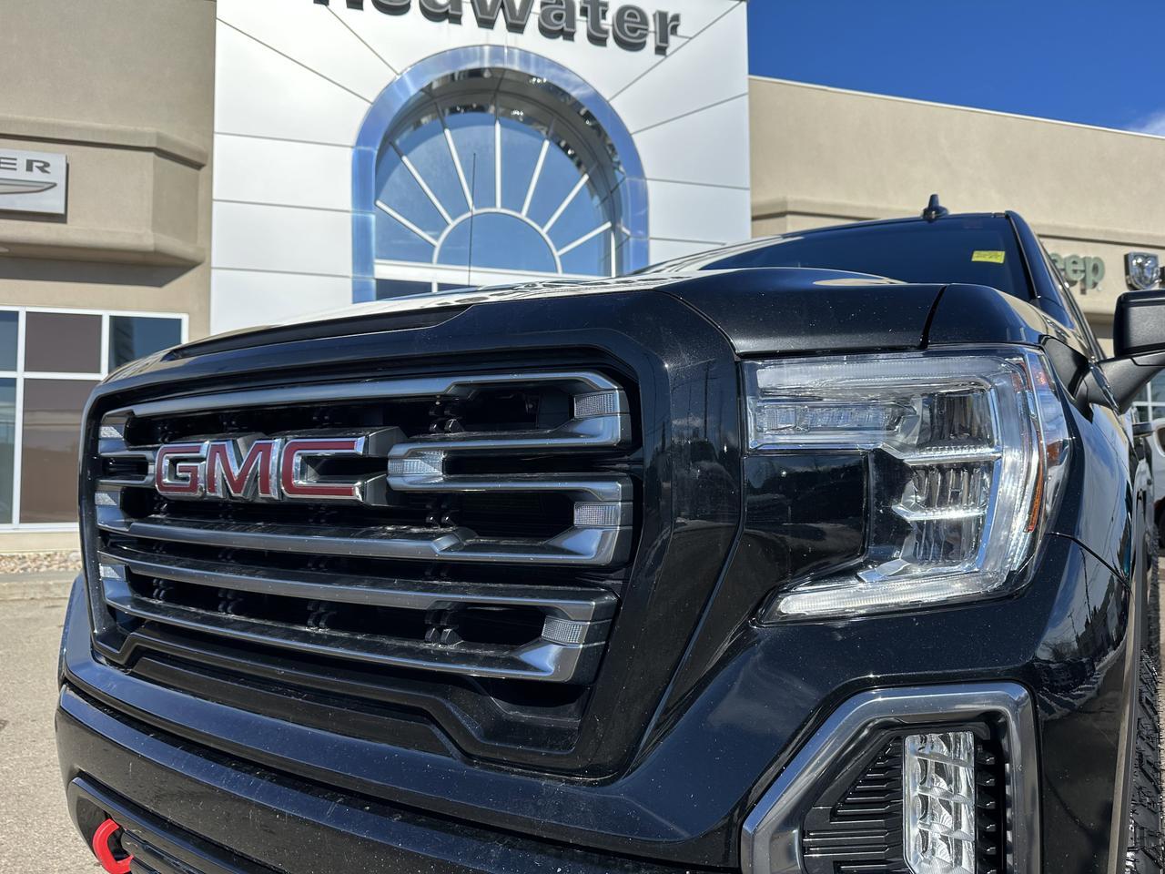 2021 GMC Sierra 1500 AT4 Crew Cab 4WD | V8 | Leather | Heated Vented Seats | MultiPro Tailgate | 2IN Factory Lift Redwater AB