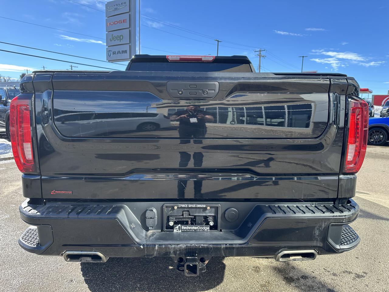 2021 GMC Sierra 1500 AT4 Crew Cab 4WD | V8 | Leather | Heated Vented Seats | MultiPro Tailgate | 2IN Factory Lift Redwater AB