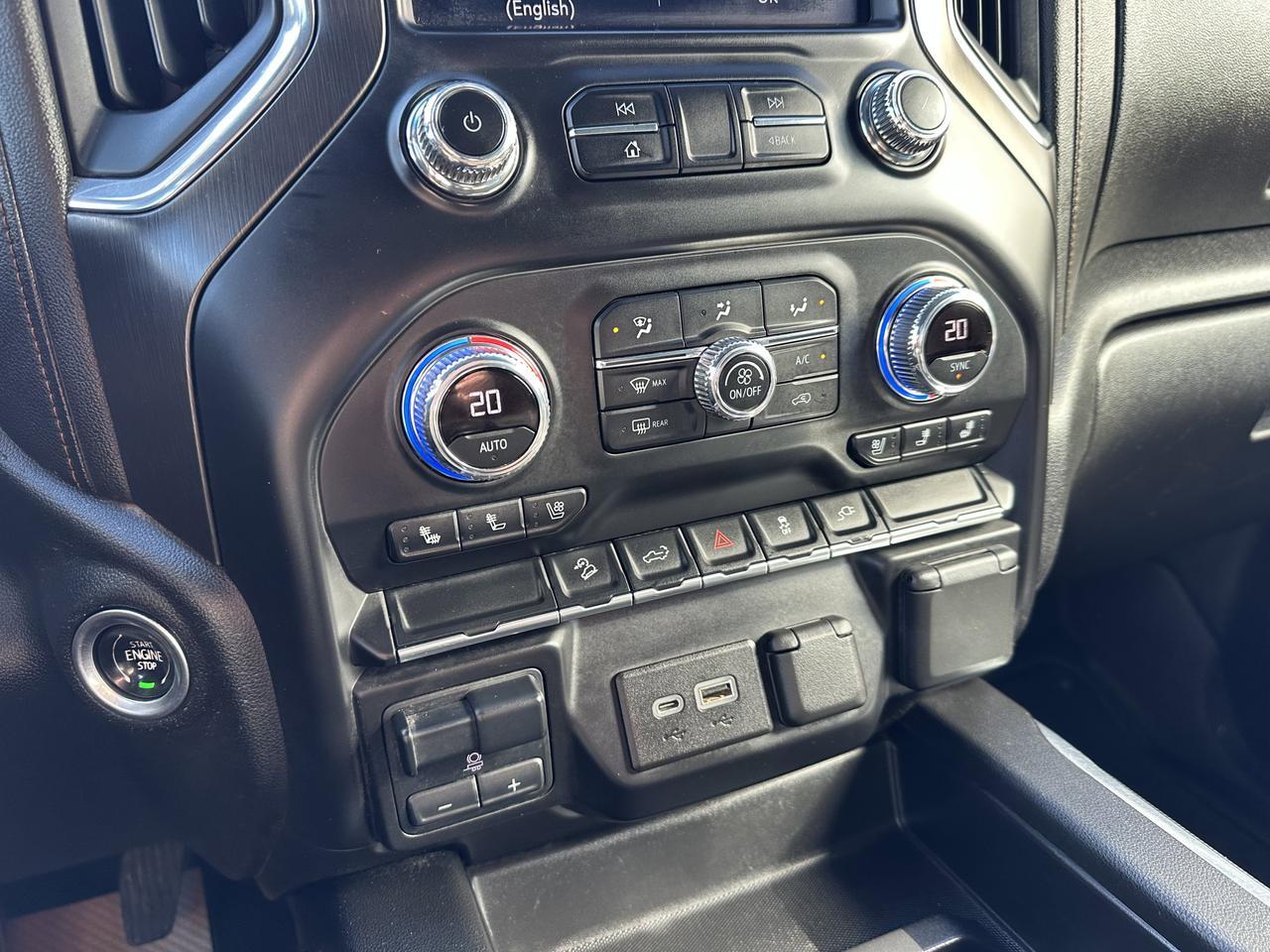 2021 GMC Sierra 1500 AT4 Crew Cab 4WD | V8 | Leather | Heated Vented Seats | MultiPro Tailgate | 2IN Factory Lift Redwater AB