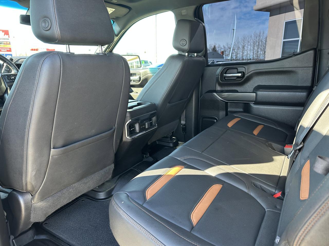 2021 GMC Sierra 1500 AT4 Crew Cab 4WD | V8 | Leather | Heated Vented Seats | MultiPro Tailgate | 2IN Factory Lift Redwater AB