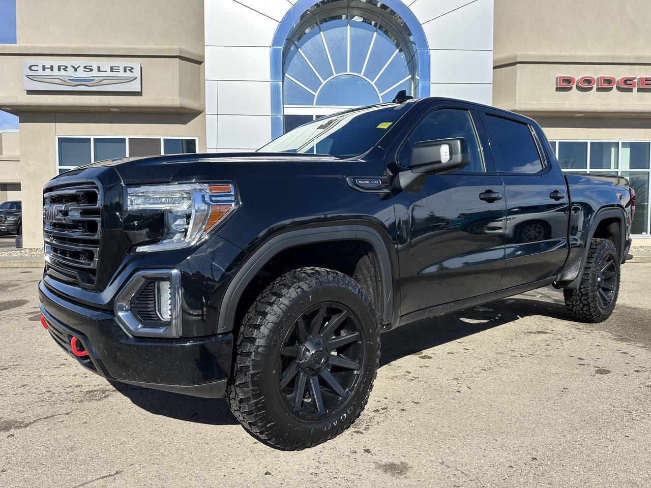 2021 GMC Sierra 1500 AT4 Crew Cab 4WD | V8 | Leather | Heated Vented Seats | MultiPro Tailgate | 2IN Factory Lift Redwater AB