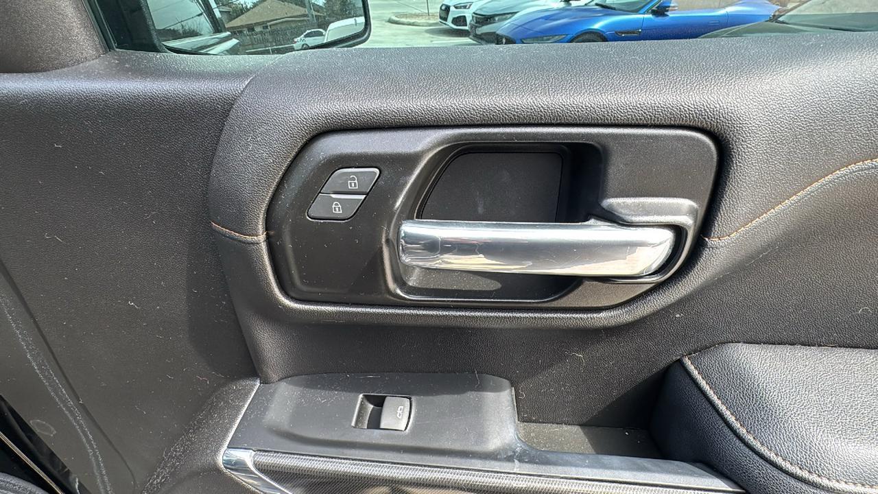 2021 GMC Sierra 1500 AT4  Selma TX