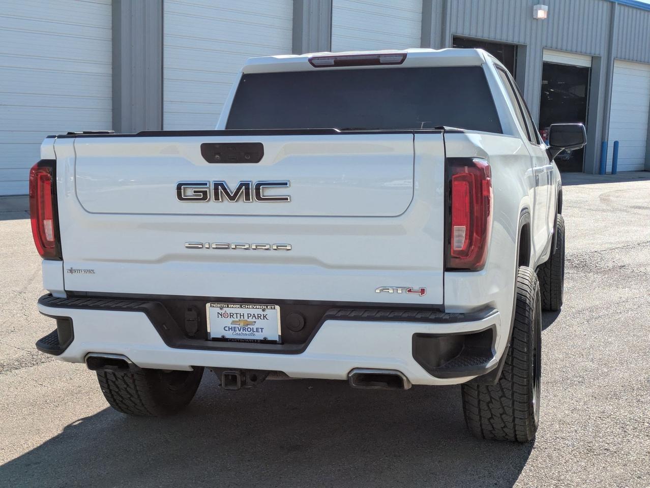 2021 GMC Sierra 1500 AT4