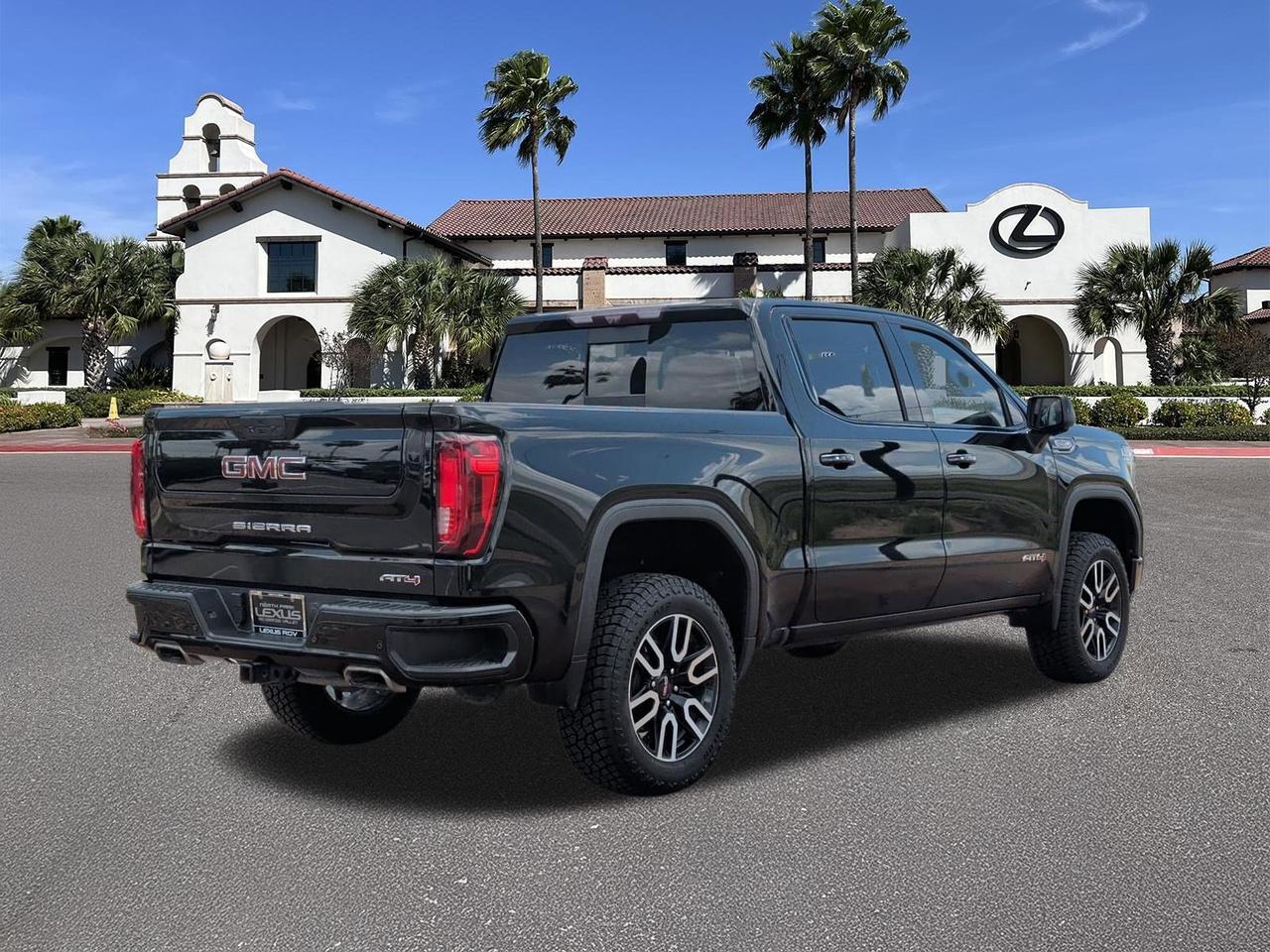 2021 GMC Sierra 1500 AT4