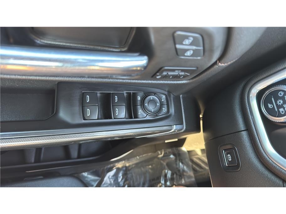 2021 GMC Sierra 1500 Crew Cab AT4 Pickup 4D 5 3/4 ft Folsom CA