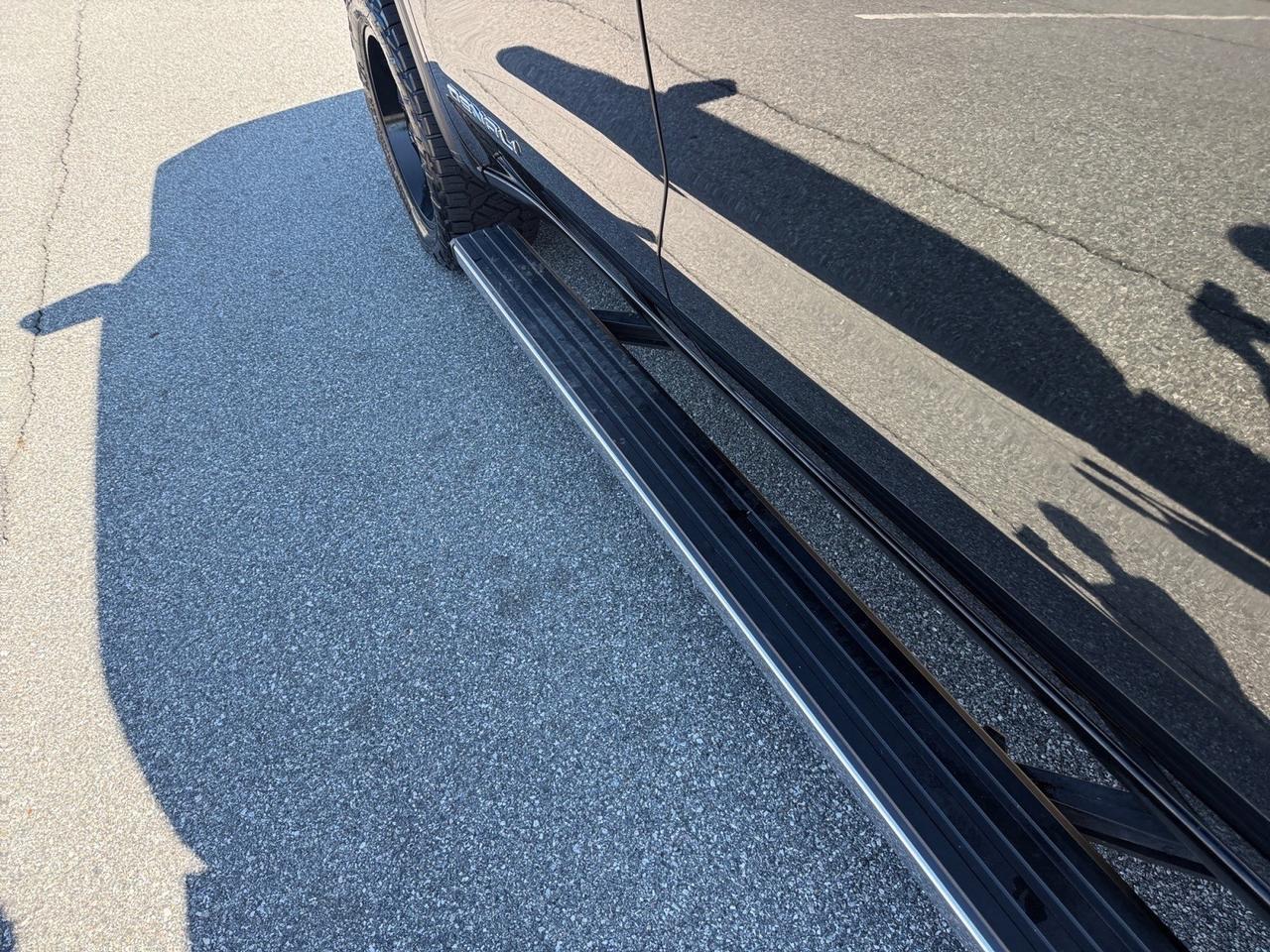 2021 GMC Sierra 1500 Denali, HEATED/VENTILATED SEATS, HEATED REAR SEATS, SUNROOF, TONNEAU COVER, POWER RUNNING BOARDS, TOW PACKAGE, POWER FOLDING MIRRORS, UNIVERSAL GARAGE DOOR OPENER, APPLE CARPLAY/ANDROID AUTO, MOTO METAL WHEELS, THIS DENALI HAS IT ALL MAKE IT YOURS TO Norfolk VA