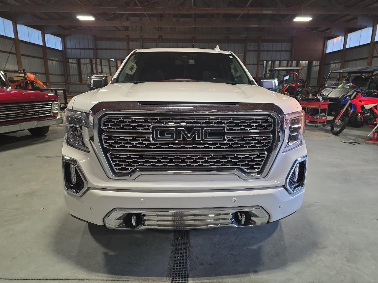 2021 GMC Sierra 1500 Denali Sand Lake NY