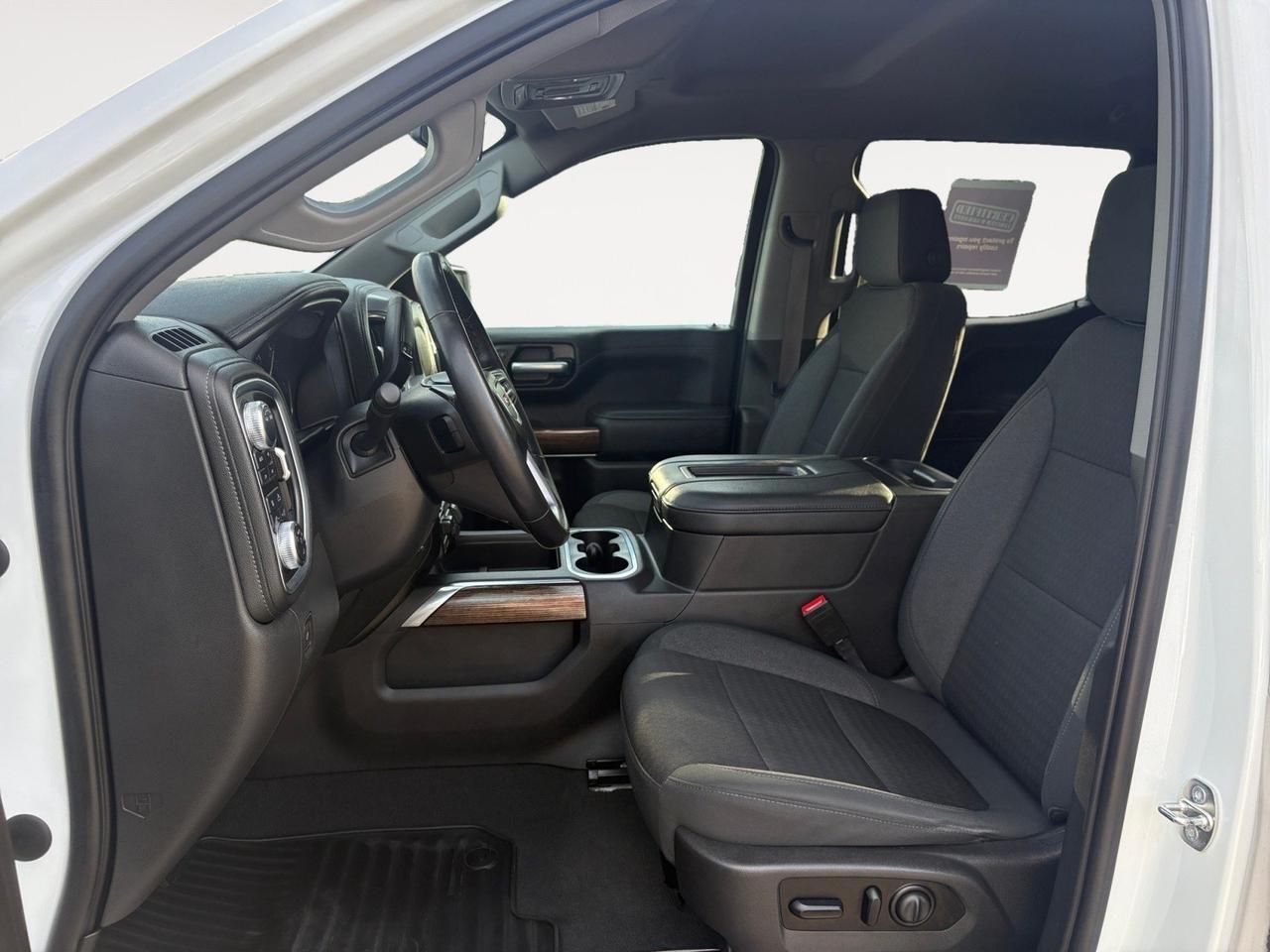 2021 GMC Sierra 1500 Elevation, LANE KEEP ASSIST, BLIND SPOT ALERT, RUNNING BOARDS, REAR POWER SLIDING WINDOW, REAR BUMPER STEP, BACKUP CAMERA, APPLE CARPLAY/ANDROID AUTO, HEATED STEERING WHEEL & SEATS, ONLY 1 OWNER, ELEVATE YOUR RIDE! Virginia Beach VA
