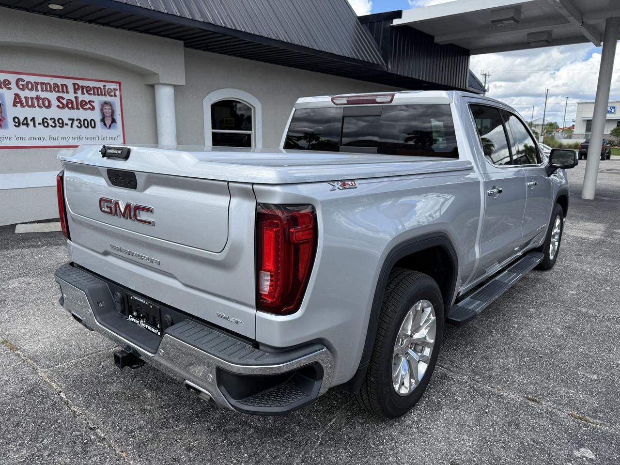 2021 GMC Sierra 1500 SLT