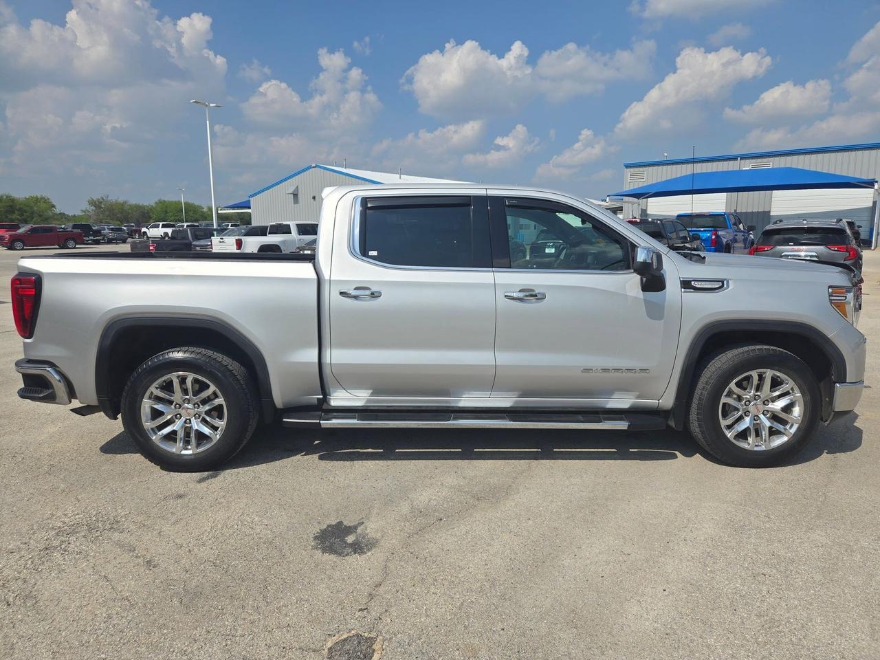 2021 GMC Sierra 1500 SLT