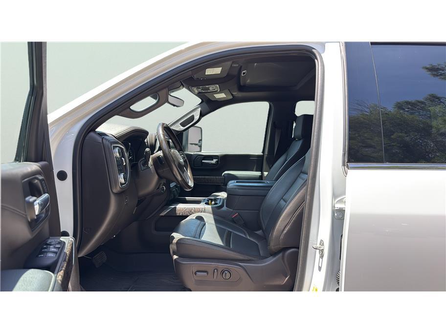 2021 GMC Sierra 2500 HD Crew Cab Denali Pickup 4D 6 1/2 ft Folsom CA