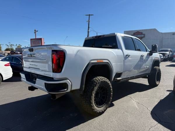 2021 GMC Sierra 2500HD 4WD Crew Cab Standard Bed Denali