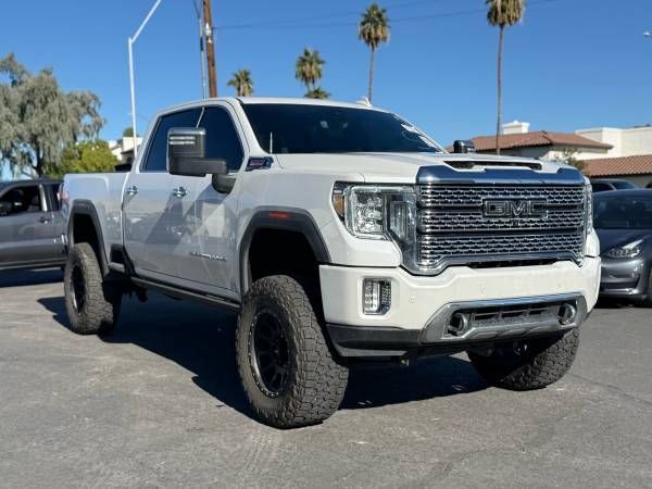 2021 GMC Sierra 2500HD 4WD Crew Cab Standard Bed Denali