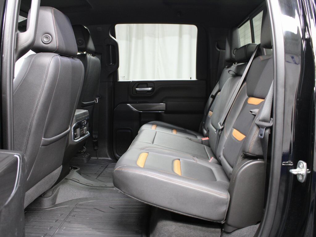 2021 GMC Sierra 2500HD 4x4 Crew Cab AT4 Fond du Lac WI