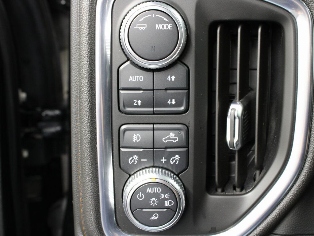 2021 GMC Sierra 2500HD 4x4 Crew Cab AT4 Fond du Lac WI