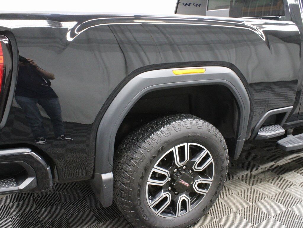 2021 GMC Sierra 2500HD 4x4 Crew Cab AT4 Fond du Lac WI