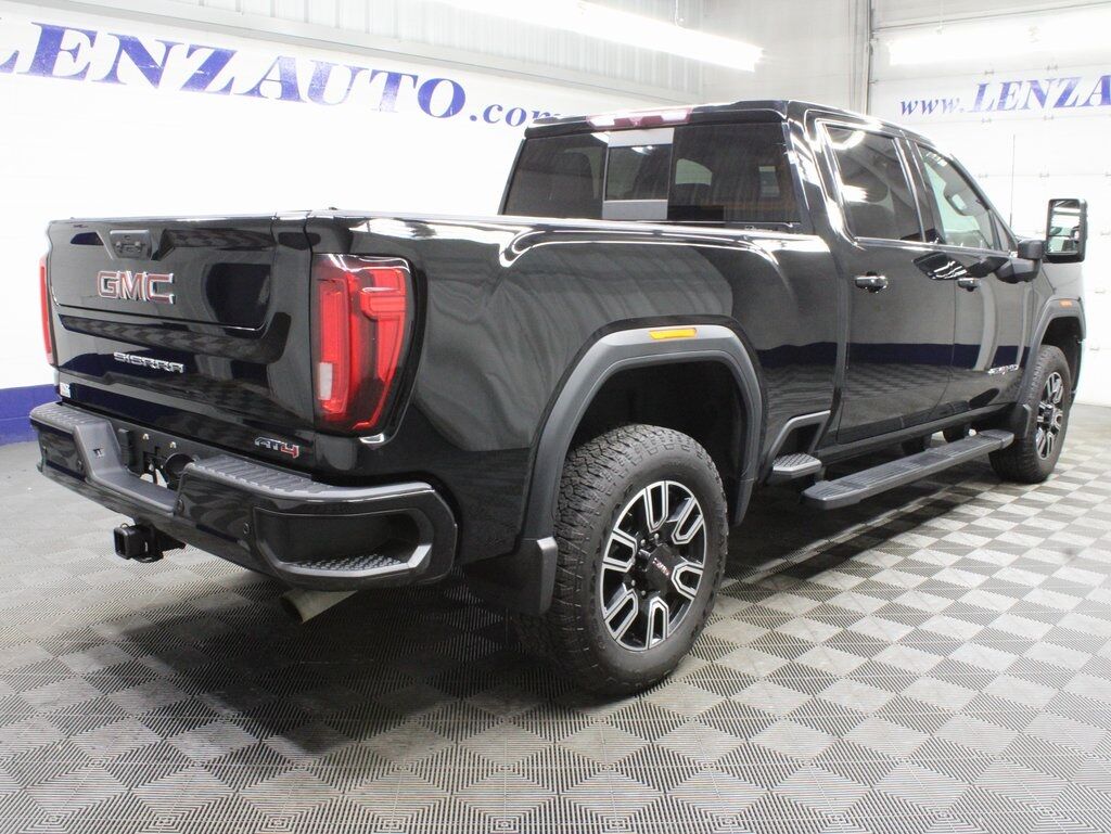 2021 GMC Sierra 2500HD 4x4 Crew Cab AT4 Fond du Lac WI